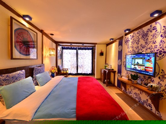 纳西明清大床房