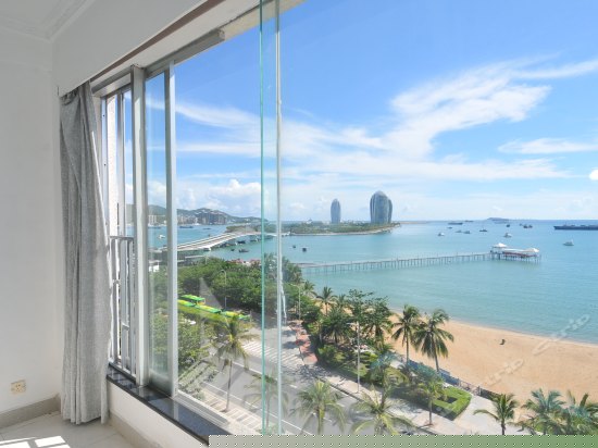 全海景大落地窗双床间