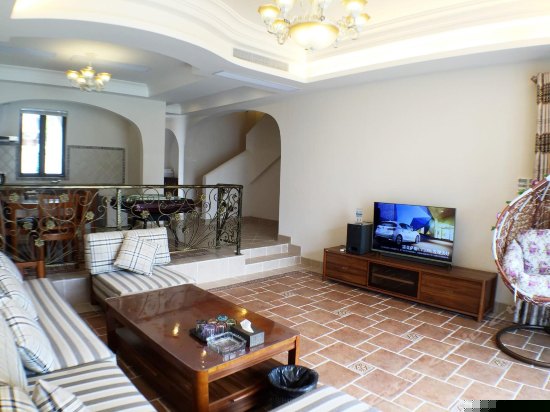 复式三房两厅别墅