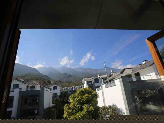 云雨多功能苍山观景套房