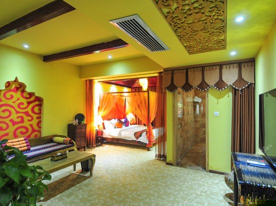 暹罗豪华大床房