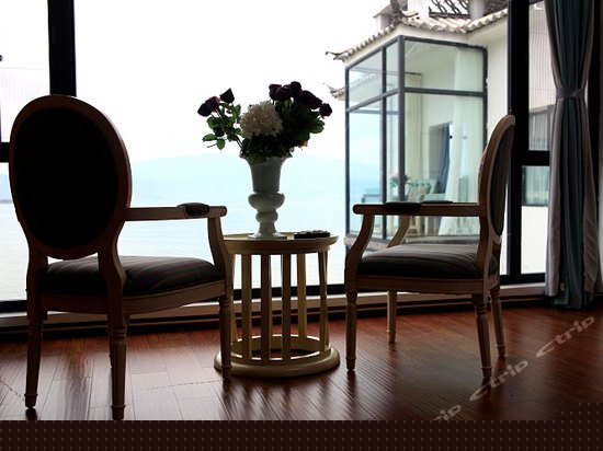 复式海景大床房