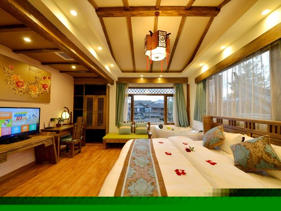 豪华观景浴缸房