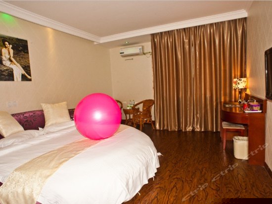 豪华大床房B