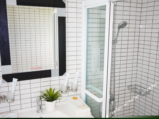 摩登工业四人房