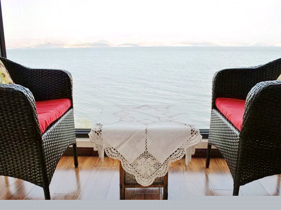 双鸳/亲水蜜月房