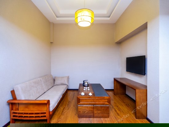 复式双床间(无窗)