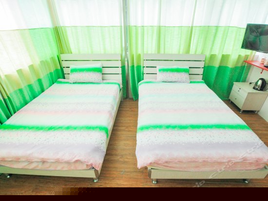 基友双床房