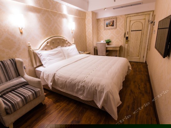 温馨大床房