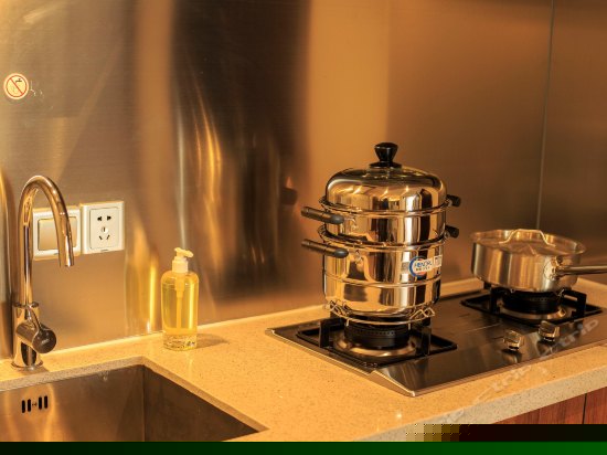 揽海两室一厅豪华海景家庭套房