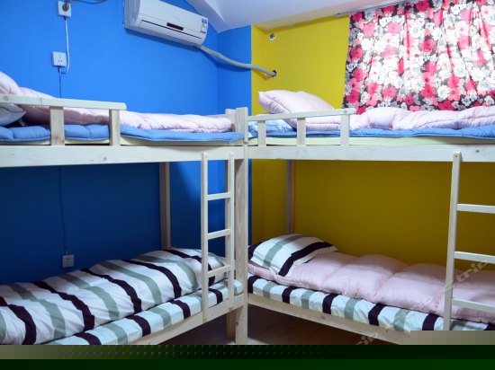 男生六人房（床位房）