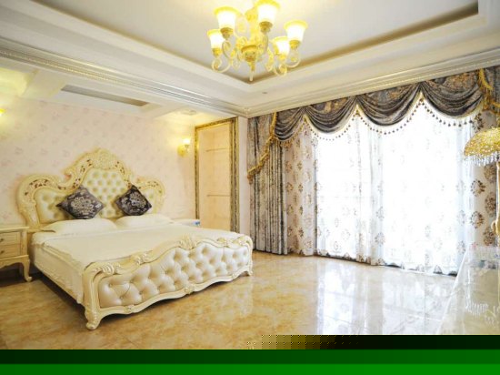 轻奢景观美式蜜月房