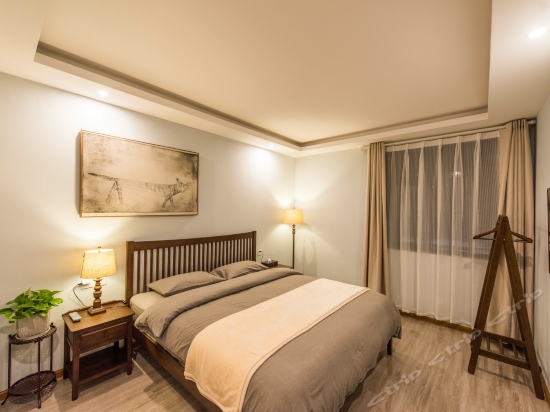 苍山景观豪华大床房