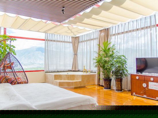 豪华浪漫星空房