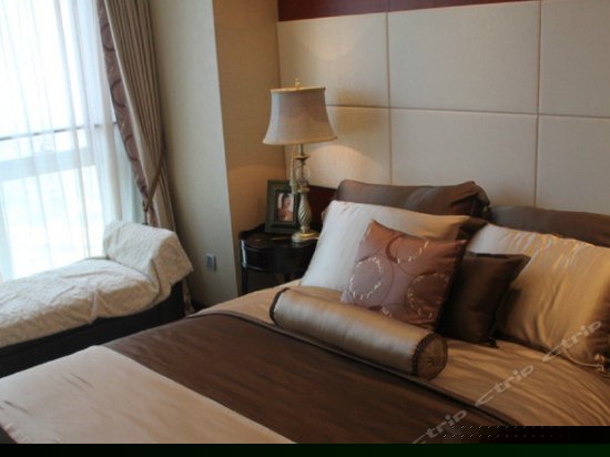 和信行政套房（两室一厅）