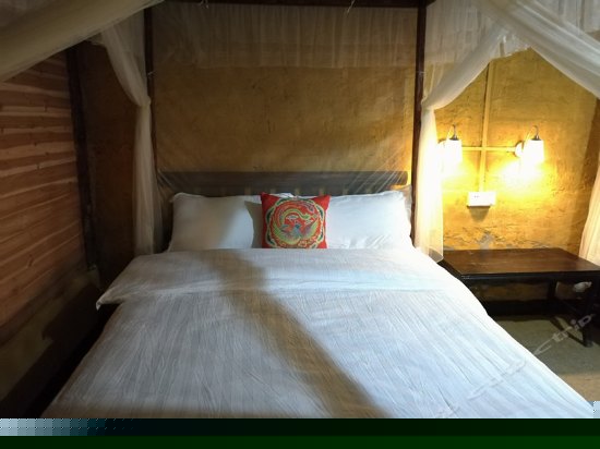 逸龙苑主院一楼标间