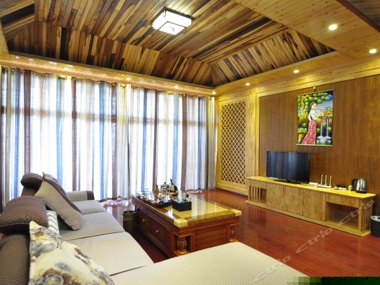 望江露台尊享套房