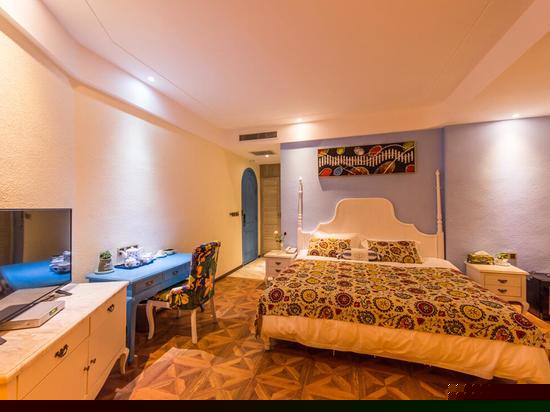 豪华地中海海景蜜月大床房