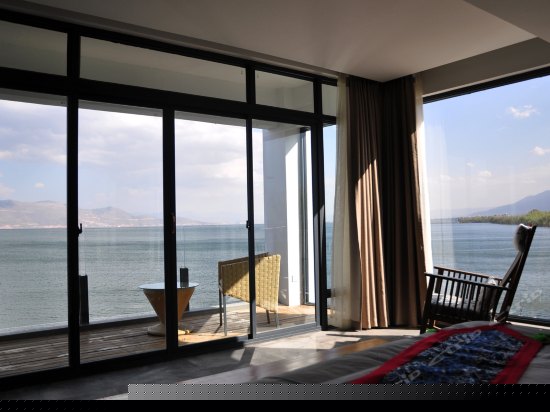 超级海景大床房