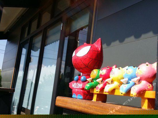 摩登工业四人房