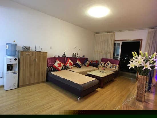 96平米2室居家套房