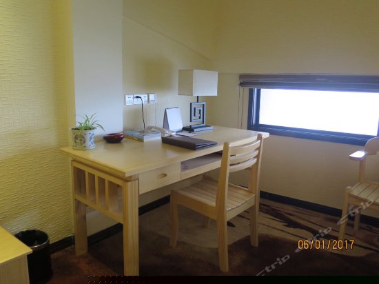 实木温泉双床房