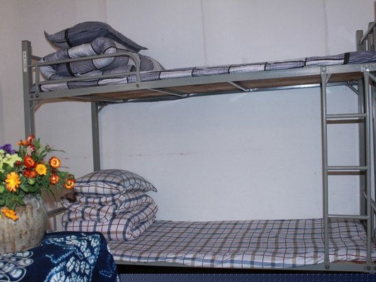 男生十人间（床位房）