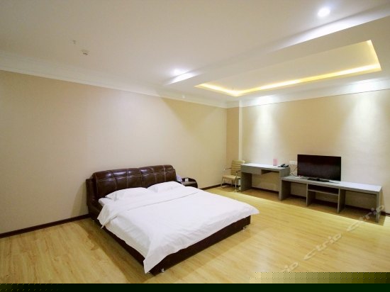 普通大床房（无窗）