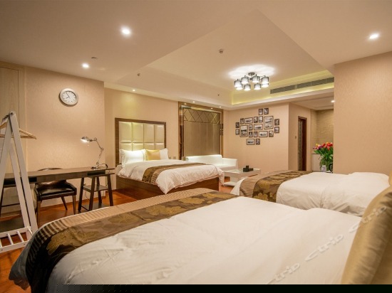 温馨度假三床房