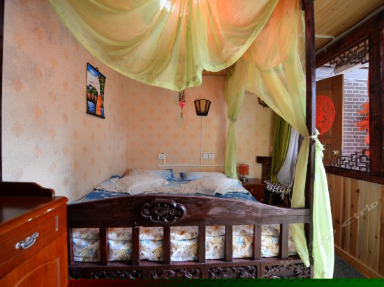 一米阳光榻榻米大床房