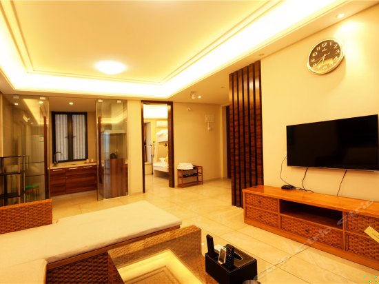 精品全家福2室1厅