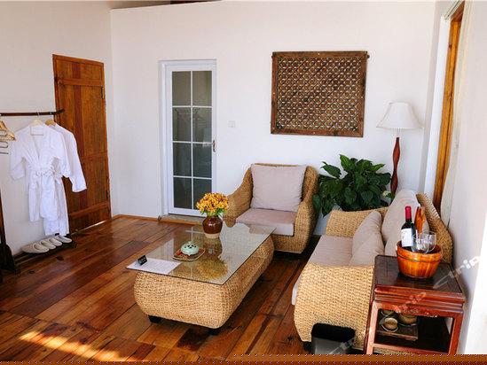 大雪素-270度海景豪华房