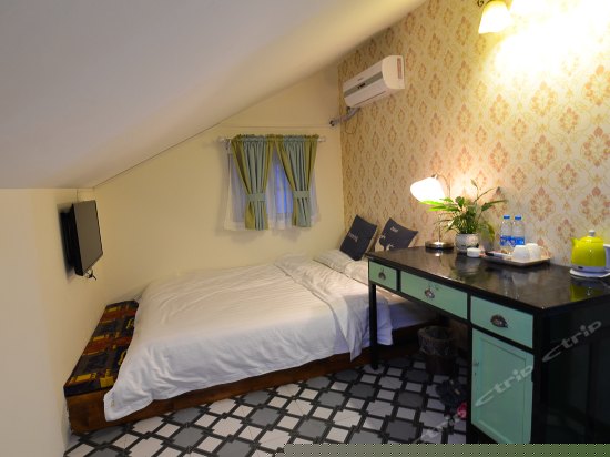 满天星阁楼大床房