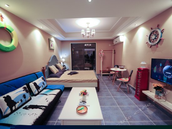 兰海五期蓝色经典主题房