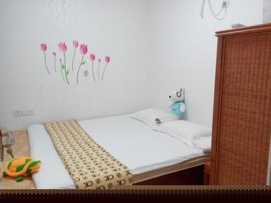 温馨园景两房两厅套房