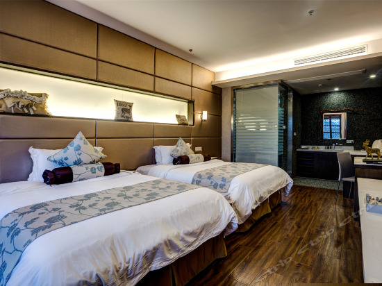 经典家庭房（无窗）