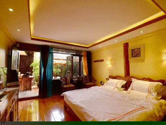 浪漫庭院大床房