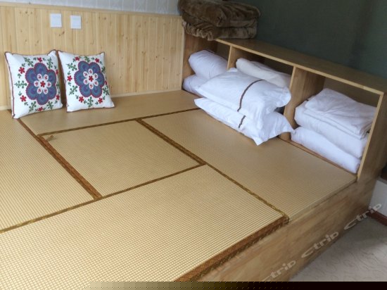 温馨榻榻米海景房