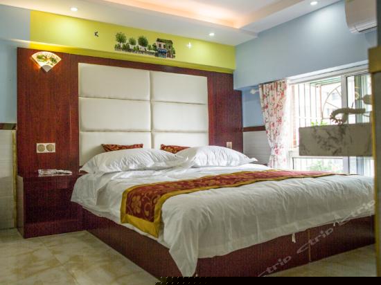 园林美景大床房