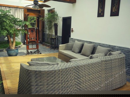 阳光庭院观景套房