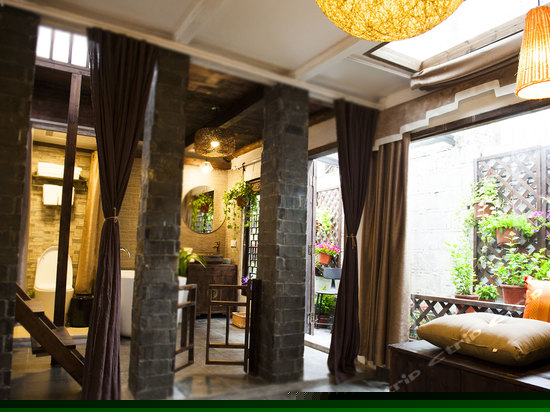 留白别院（二分店独栋复式套房带私享露台、贵妃浴缸）