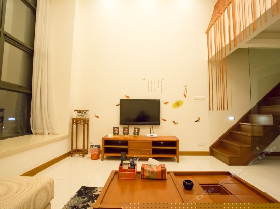 豪华复式大床房