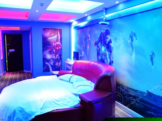 英雄本色影院房