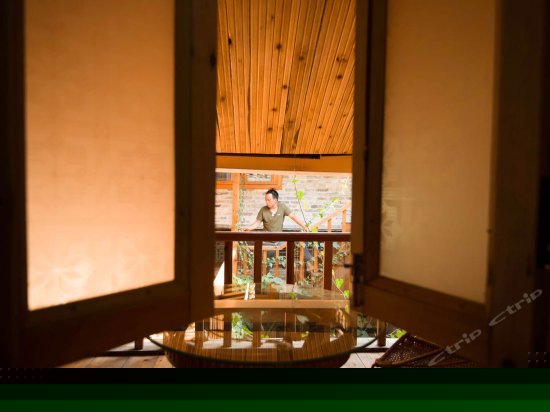 金玉满堂大床房