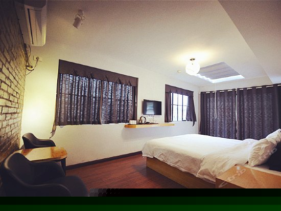 观景阳台浴缸房