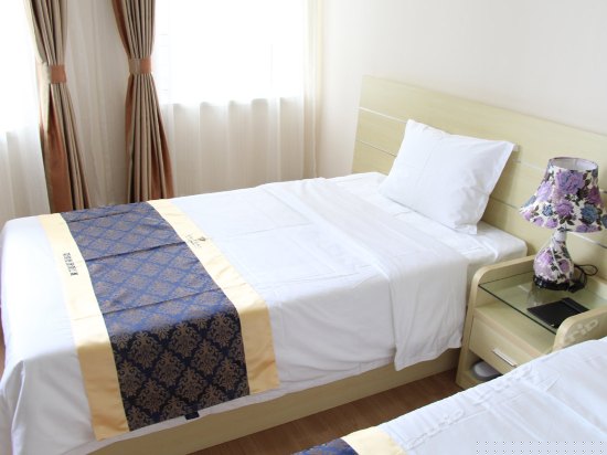 高级市景单卧双床房