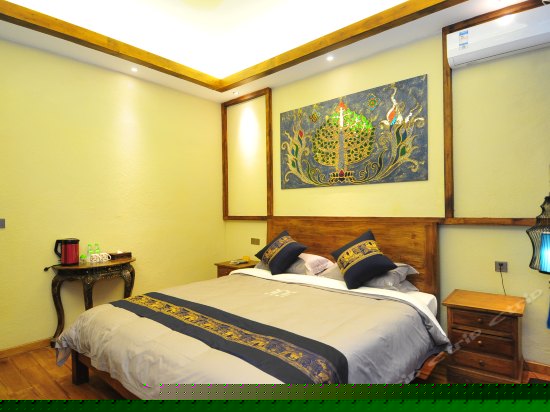 观景豪华大床房