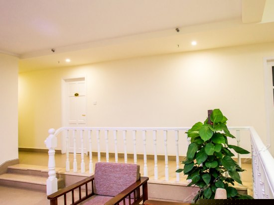 领海套房（五房二厅）