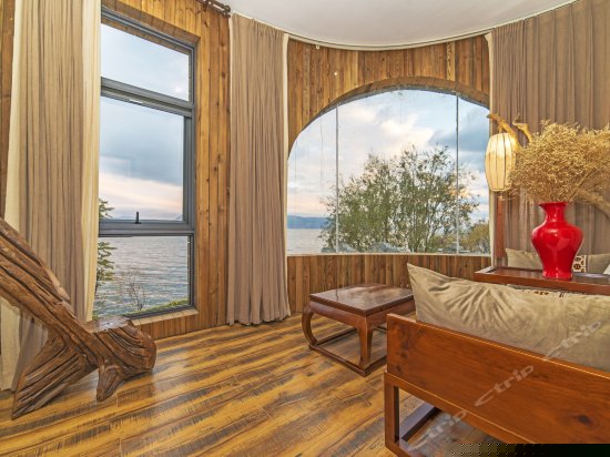 舒适海景大床房