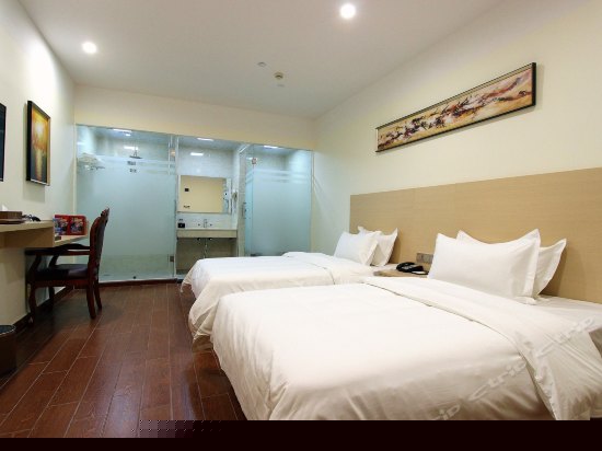 高级双人房（无窗）